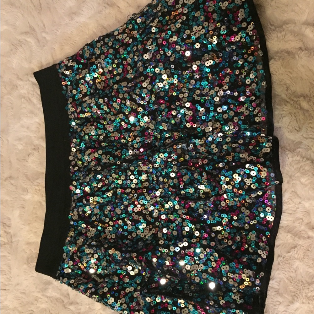 sparkly multi color skort❤️🧡💛💚💜💝🖤